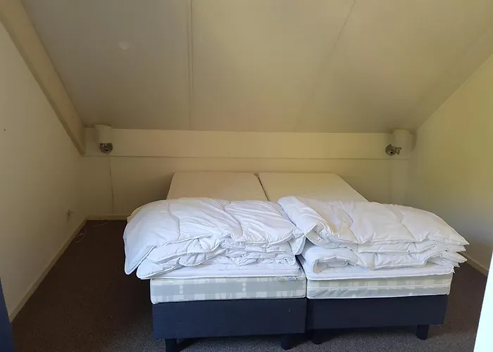 Сasa de vacaciones Recreatiewoning Maas En Waal 92