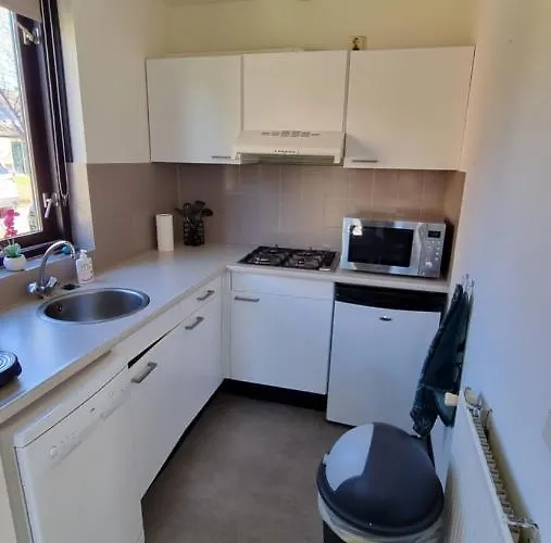 Сasa de vacaciones Recreatiewoning Maas En Waal 92