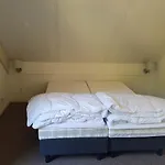 Сasa de vacaciones Recreatiewoning Maas En Waal 92