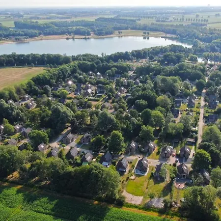 Recreatiewoning Maas En Waal 92