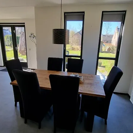 Recreatiewoning Maas En Waal 92 Сasa de vacaciones
